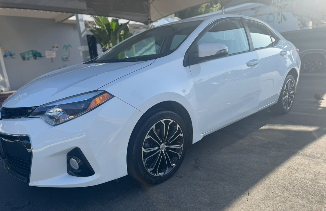 Used 2016 Toyota Corolla S FWD image 4