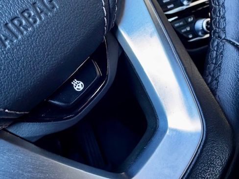 Used 2018 BMW 530i w/ Premium Package image 16