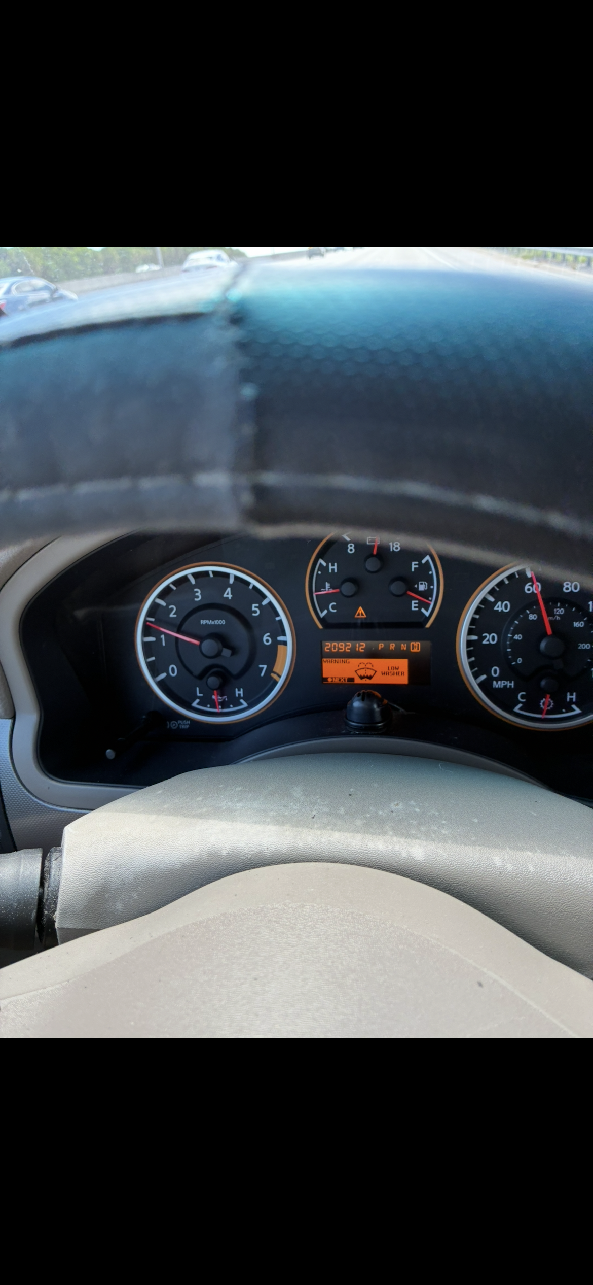 Used 2012 Nissan Armada SV RWD image 15