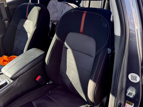 Used 2023 Nissan Sentra SR w/ Midnight Edition Package image 16