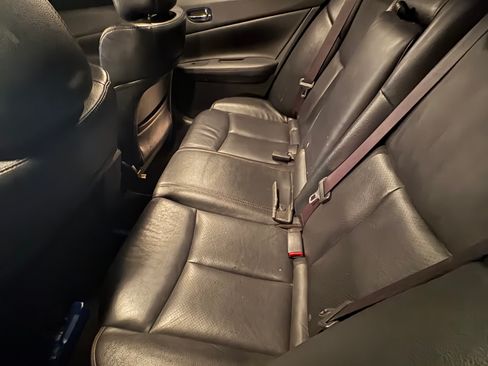 Used 2010 Nissan Maxima 3.5 SV w/ Monitor Pkg image 11