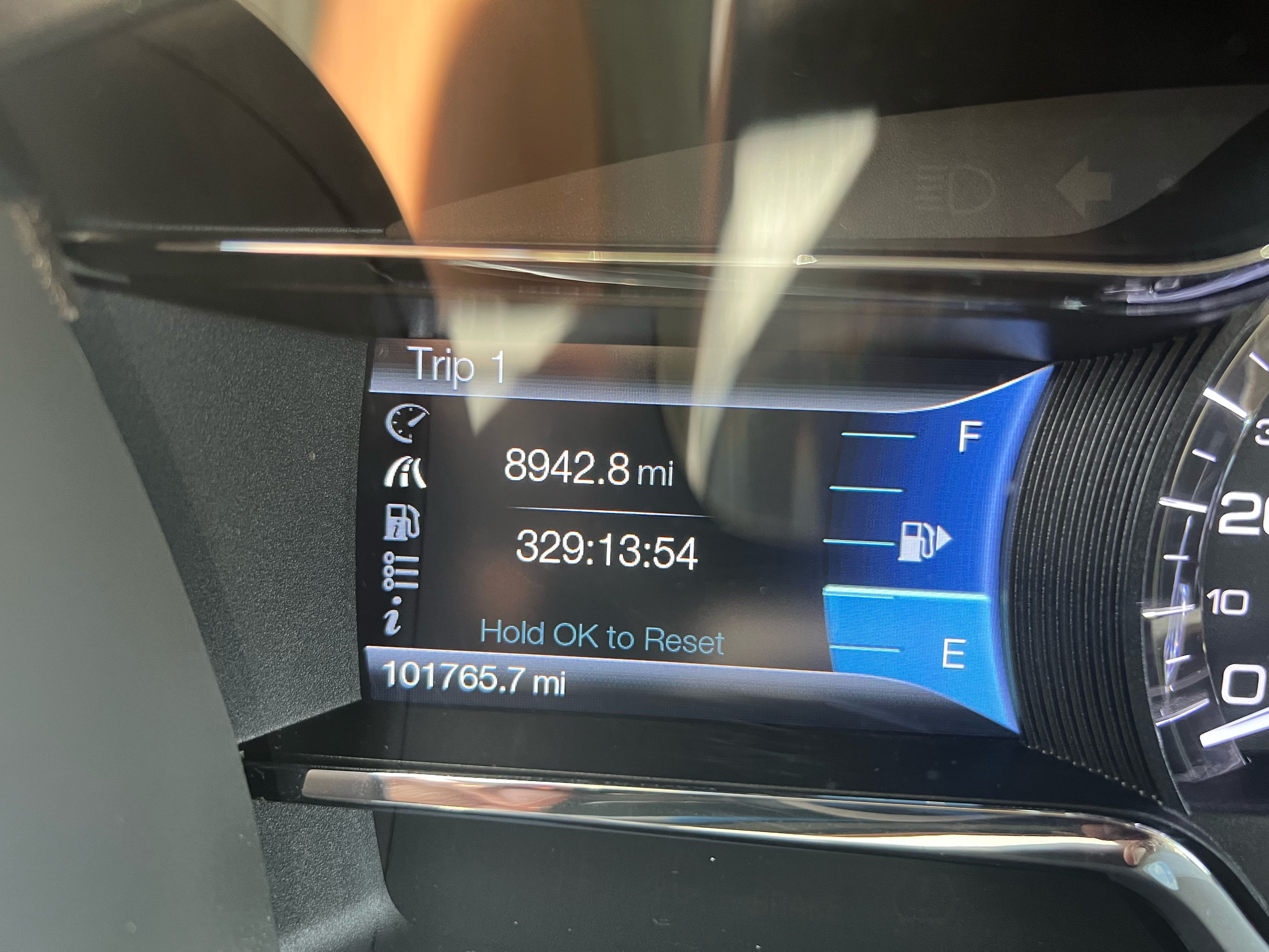 Used 2013 Lincoln MKS AWD image 13