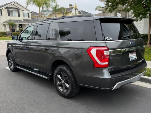Used 2020 Ford Expedition Max XLT w/ Equipment Group 202A AWD/4WD image 10