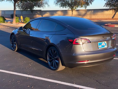 Used 2020 Tesla Model 3 Performance AWD/4WD image 5