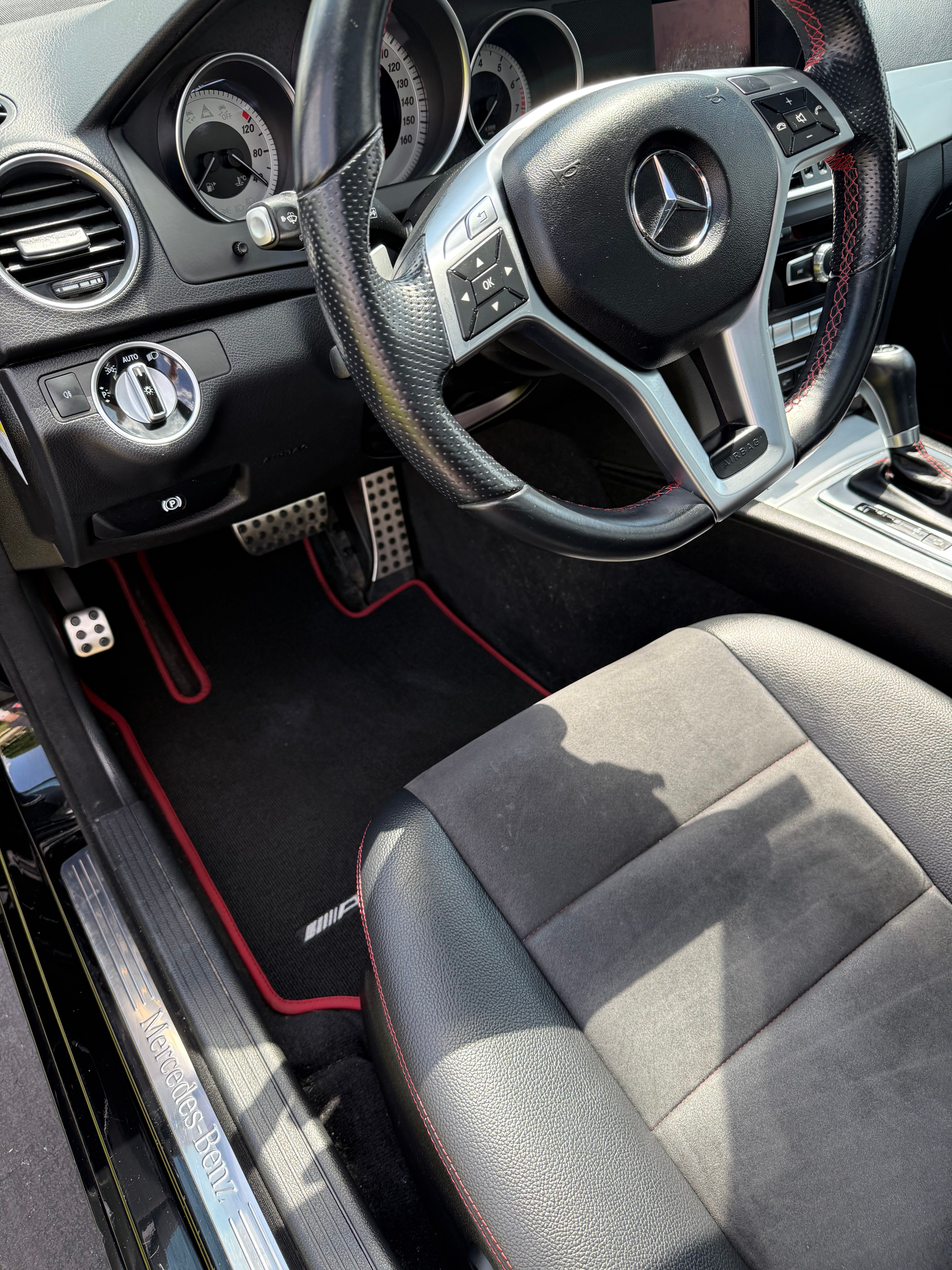 Used 2013 Mercedes-Benz C 300 4MATIC Sedan image 14