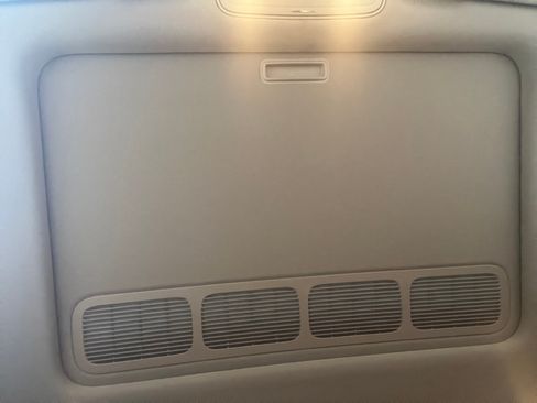 Used 2011 Mercedes-Benz S 550 image 26