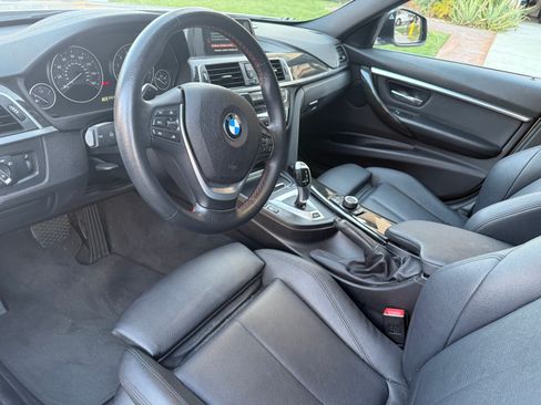 Used 2018 BMW 330e w/ Convenience Package image 14
