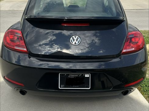 Used 2012 Volkswagen Beetle 2.0T image 10