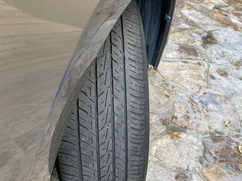 Used 2018 Toyota Corolla LE image 31