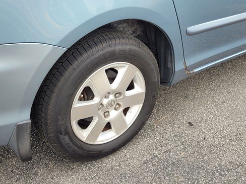 Used 2007 Toyota Sienna LE image 24