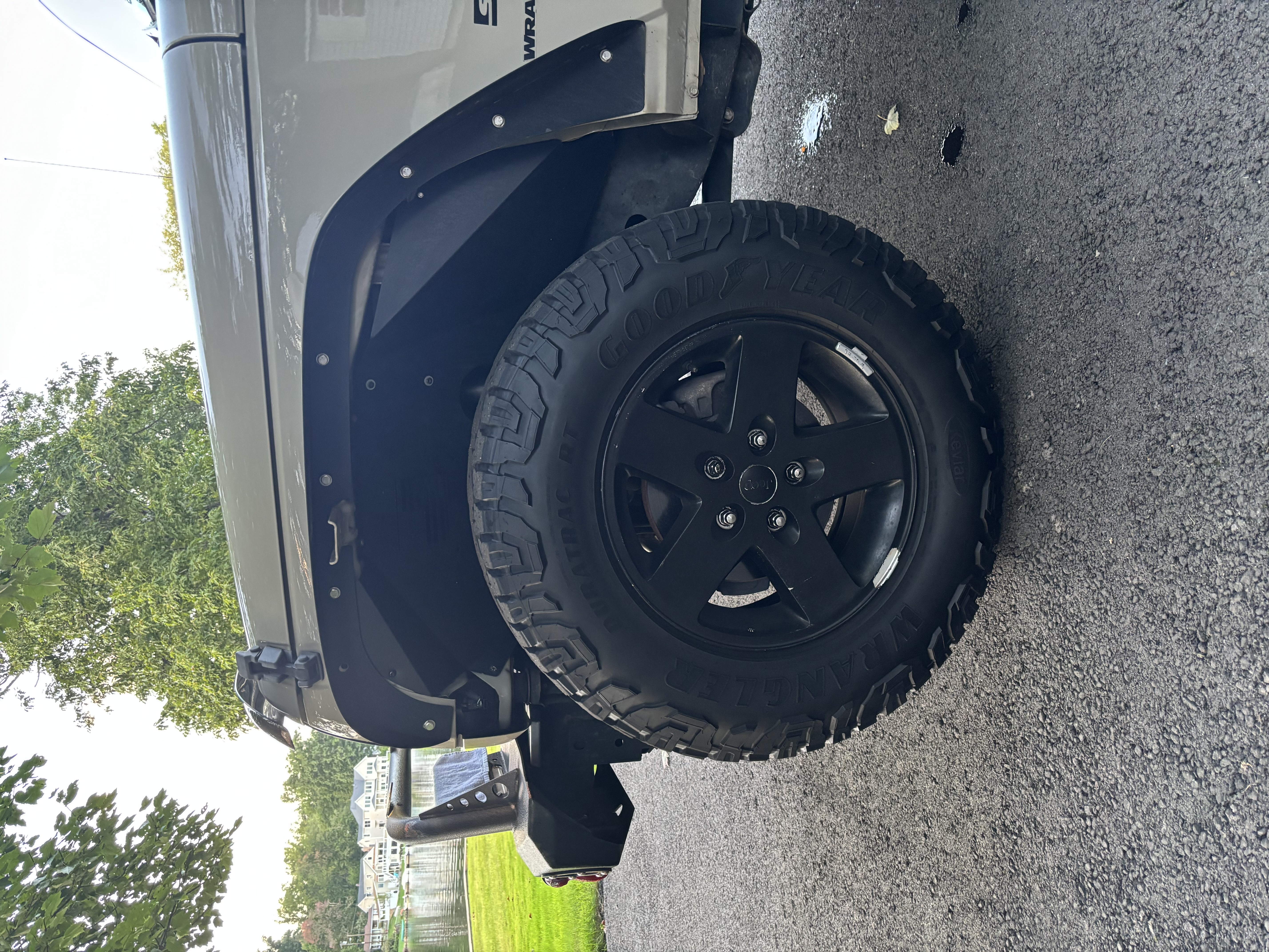 Used 2018 Jeep Wrangler Sport AWD/4WD image 19
