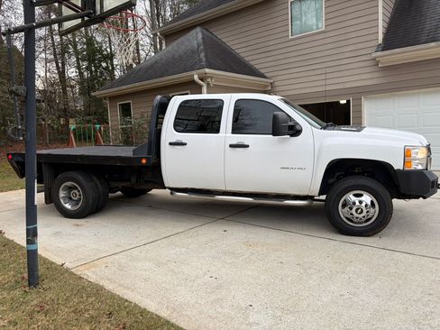 Used 2011 Chevrolet Silverado 3500 W/T image 4