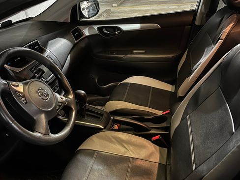 Used 2018 Nissan Sentra S image 6