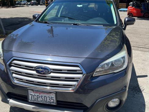 Used 2015 Subaru Outback 2.5i Limited AWD/4WD image 11