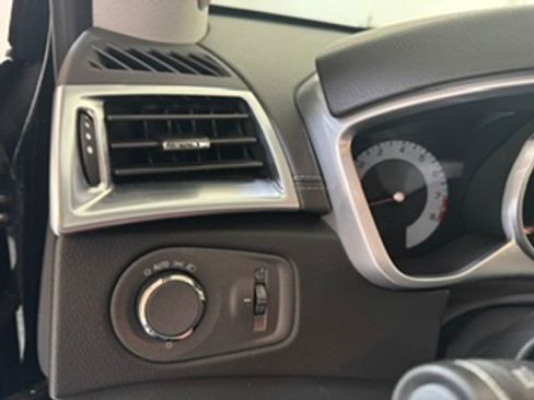 Used 2012 Cadillac SRX Luxury FWD image 8
