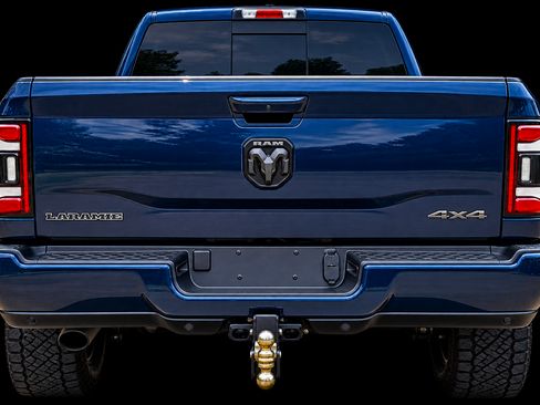 Used 2023 RAM 3500 Laramie AWD/4WD image 5