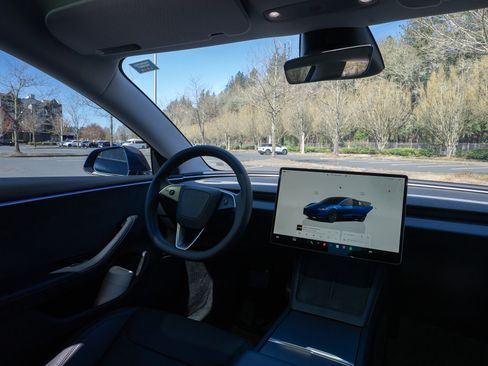 Used 2024 Tesla Model 3 Long Range image 19