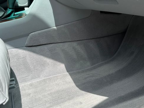 Used 2003 BMW 540i Sedan image 24