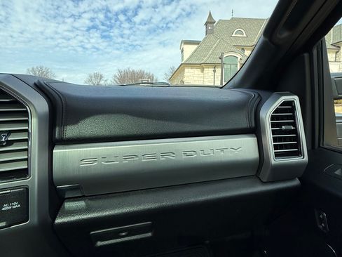 Used 2018 Ford F350 Platinum image 29