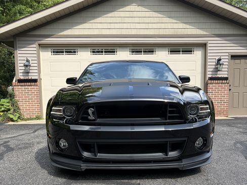 Used 2013 Ford Mustang Shelby GT500 RWD image 1