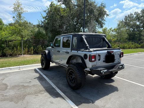Used 2020 Jeep Wrangler Unlimited Sport image 8