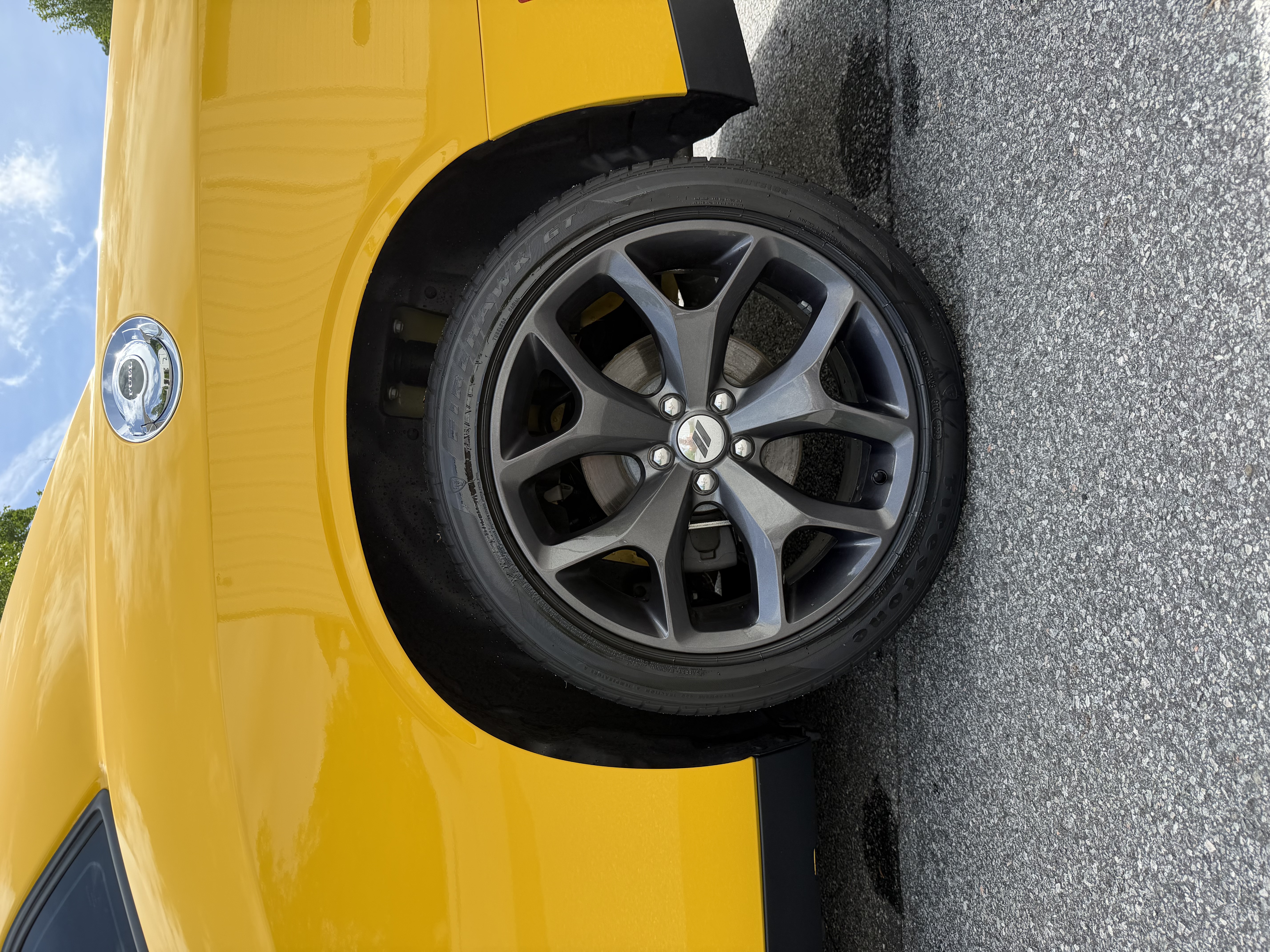 Used 2018 Dodge Challenger R/T Plus RWD image 13