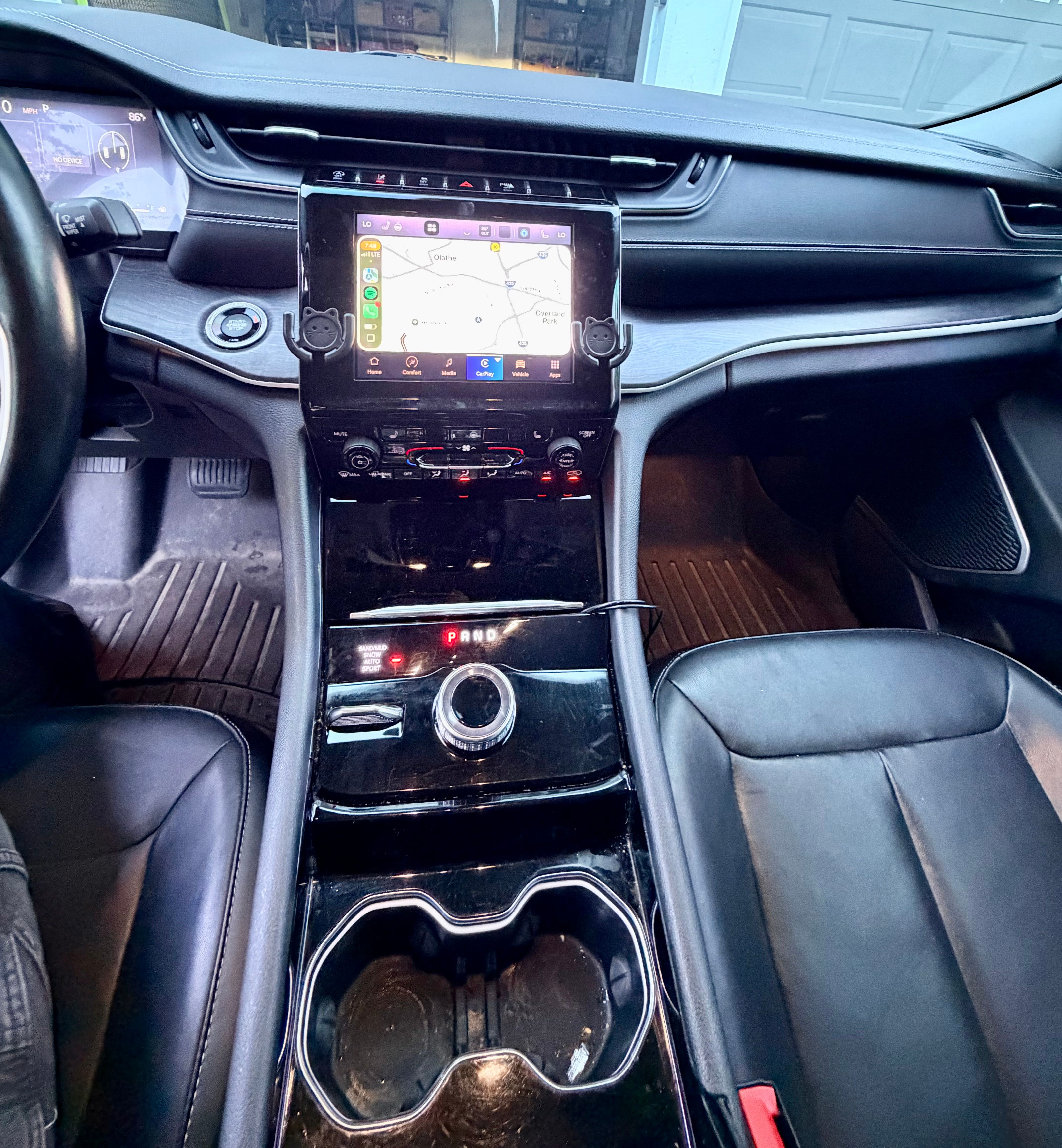Used 2021 Jeep Grand Cherokee L Limited AWD/4WD image 14