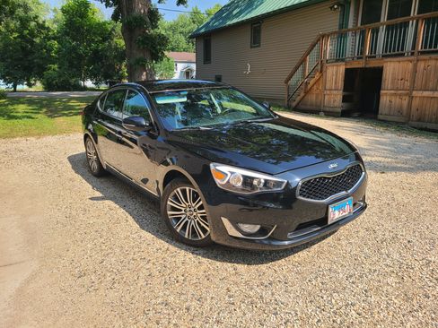 Used 2016 Kia Cadenza FWD image 9