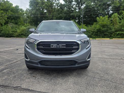 Used 2020 GMC Terrain SLE image 1