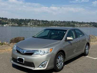 Used 2014 Toyota Camry XLE w/ Leather Package
