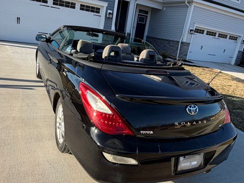 Used 2008 Toyota Solara SLE image 4