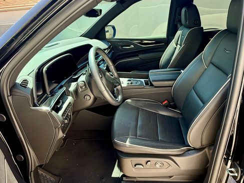 Used 2024 Cadillac Escalade Sport w/ LPO, ONYX Package AWD/4WD image 6