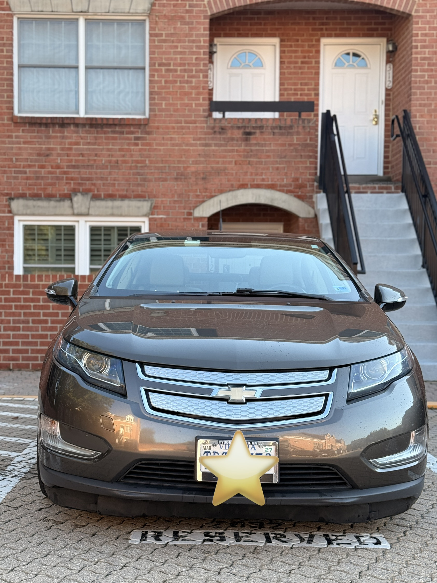 Used 2014 Chevrolet Volt Premium w/ Premium Trim Package FWD image 2