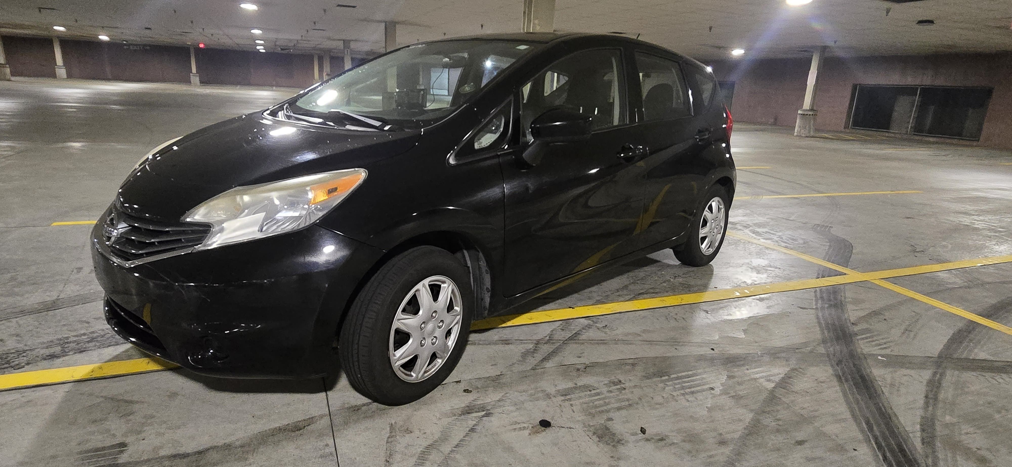 Used 2016 Nissan Versa Note SV FWD image 1