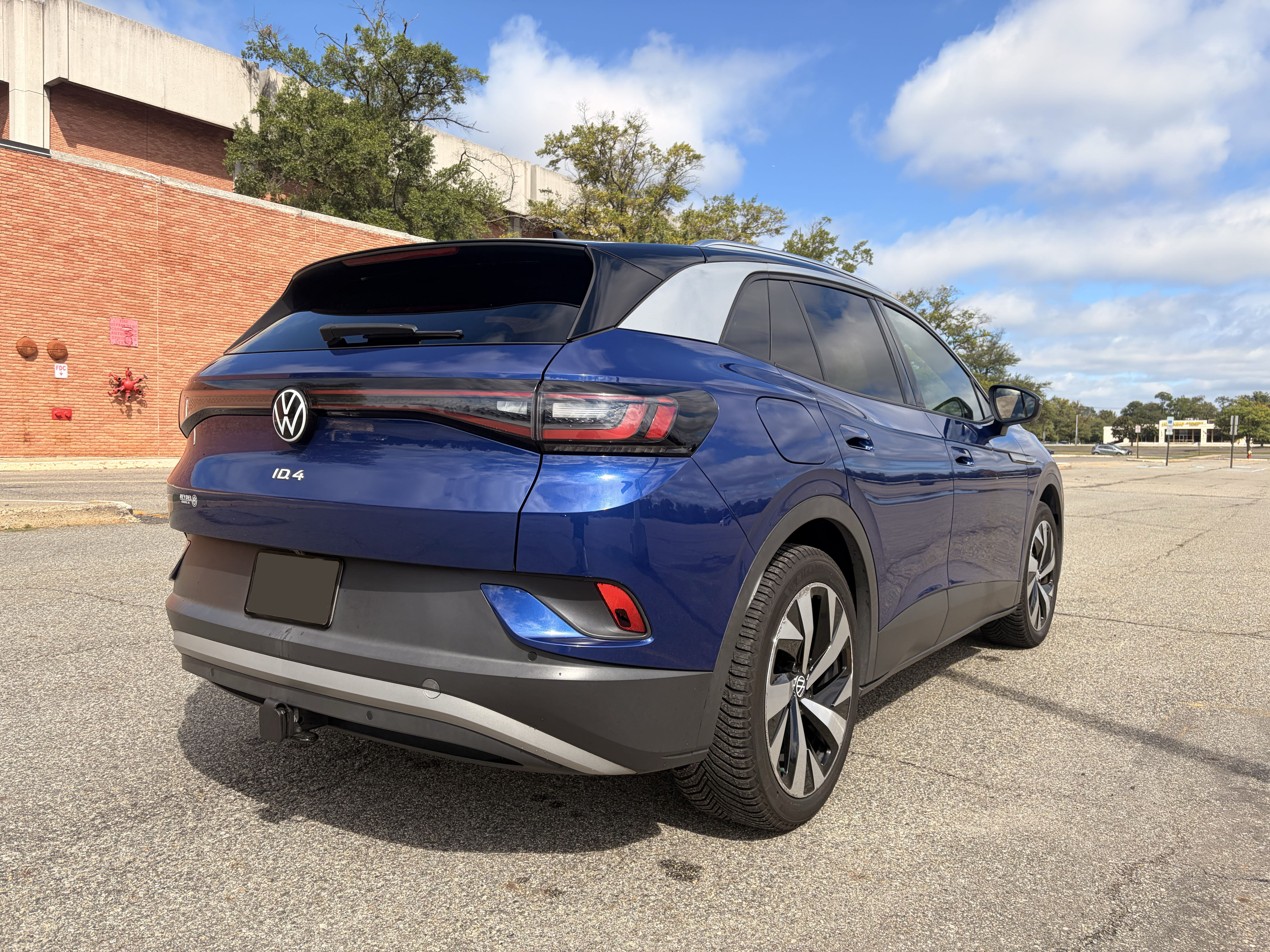 Used 2021 Volkswagen ID.4 Pro S AWD/4WD image 10