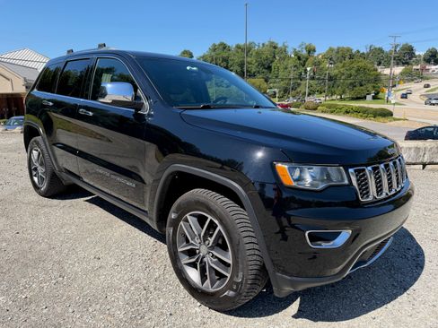 Used 2018 Jeep Grand Cherokee Limited AWD/4WD image 1