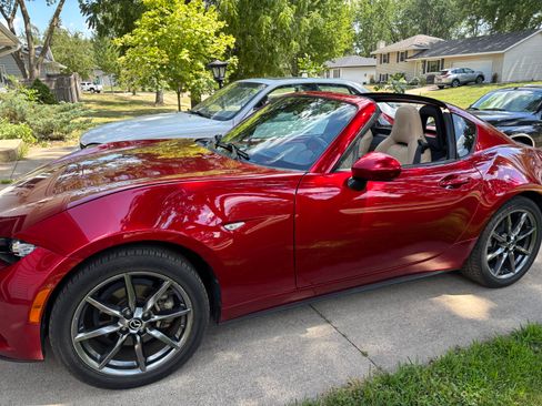 Used 2020 MAZDA MX-5 Miata RF Grand Touring RWD image 4