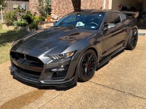 Used 2020 Ford Mustang Shelby GT500 w/ Technology Package image 4