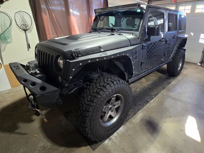 Used 2015 Jeep Wrangler Unlimited Rubicon w/ Connectivity Group