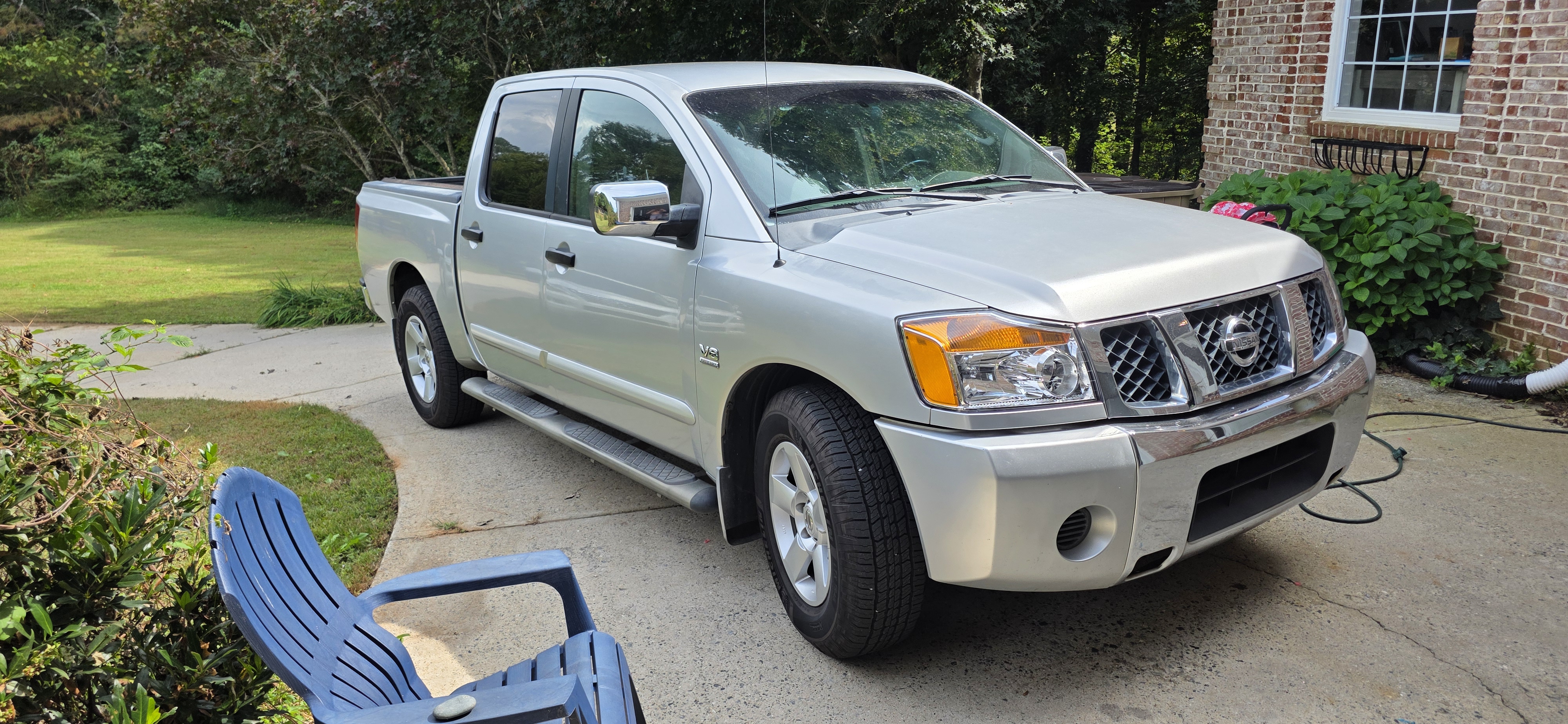 Used 2004 Nissan Titan SE RWD image 6