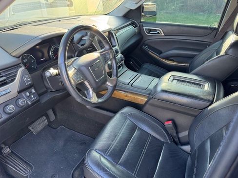 Used 2017 GMC Yukon Denali w/ Open Road Package image 6