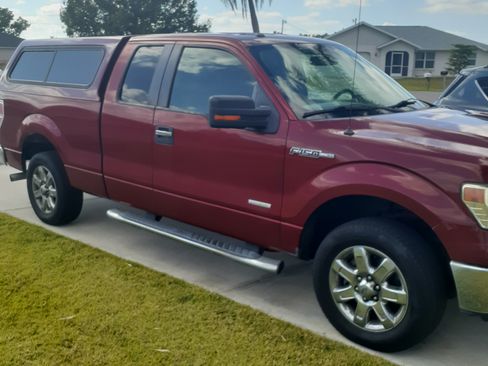 Used 2014 Ford F150 XLT w/ Equipment Group 302A Luxury image 5
