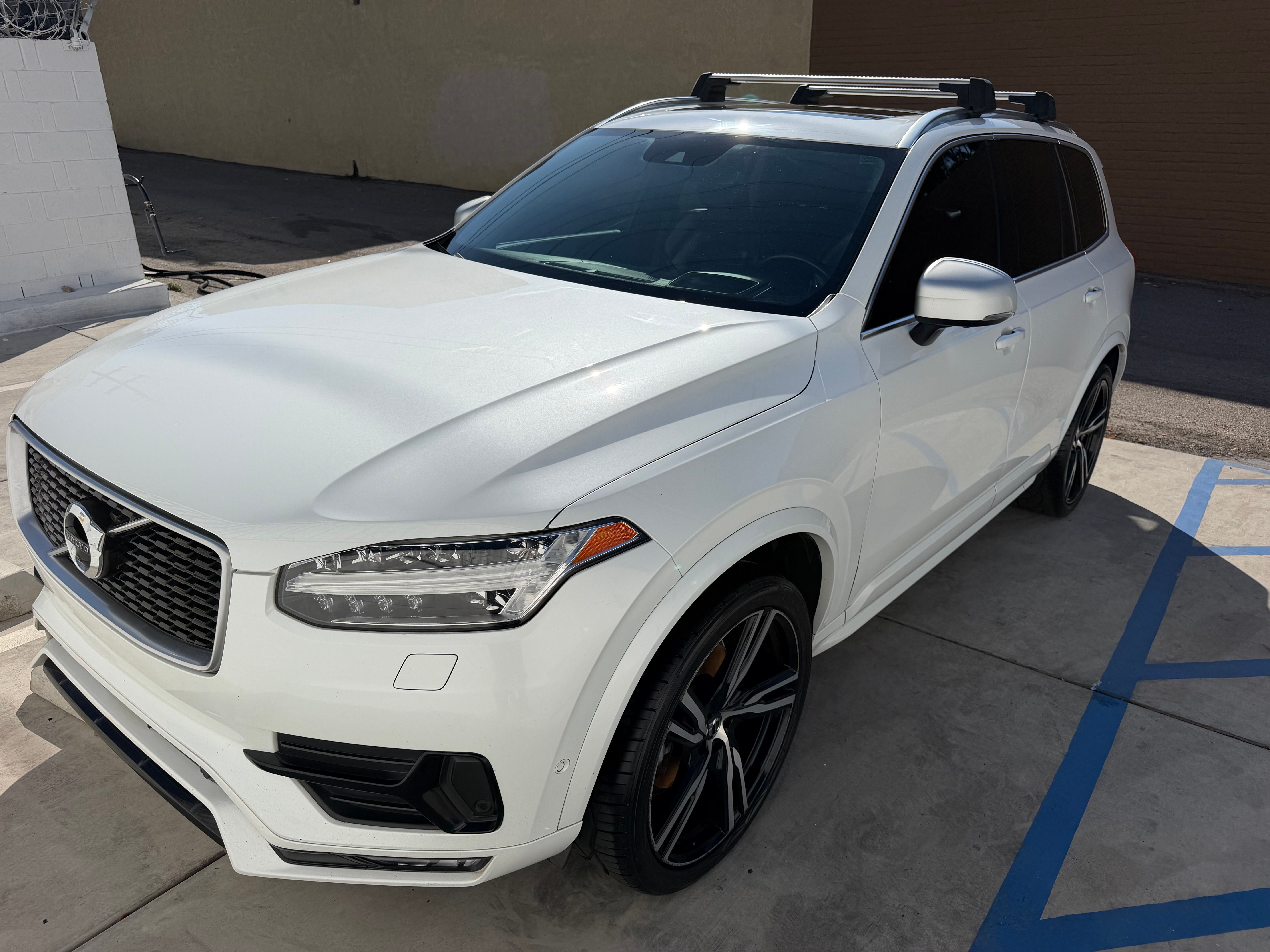 Used 2019 Volvo XC90 T6 R-Design w/ Advanced Package AWD/4WD image 11