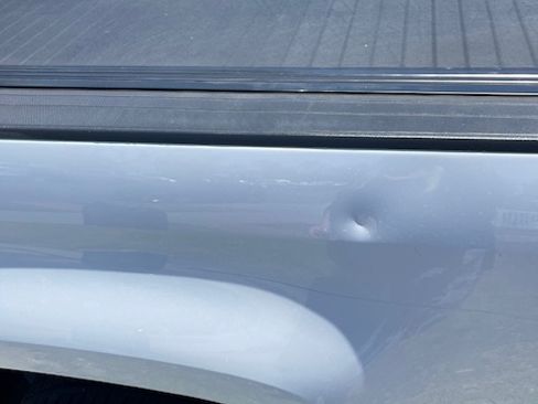 Used 2017 Chevrolet Colorado W/T image 4