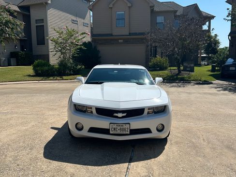 Used 2013 Chevrolet Camaro LT w/ RS Package RWD image 6