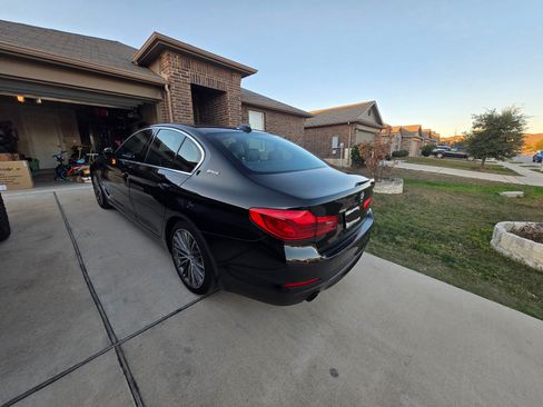 Used 2018 BMW 530e 530e iPerformance Sedan 4D w/ Premium Package 2 image 5