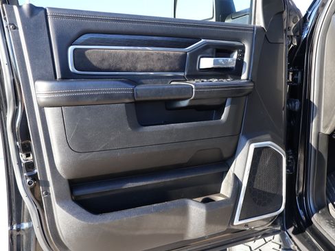 Used 2024 RAM 3500 Laramie w/ Night Edition image 15