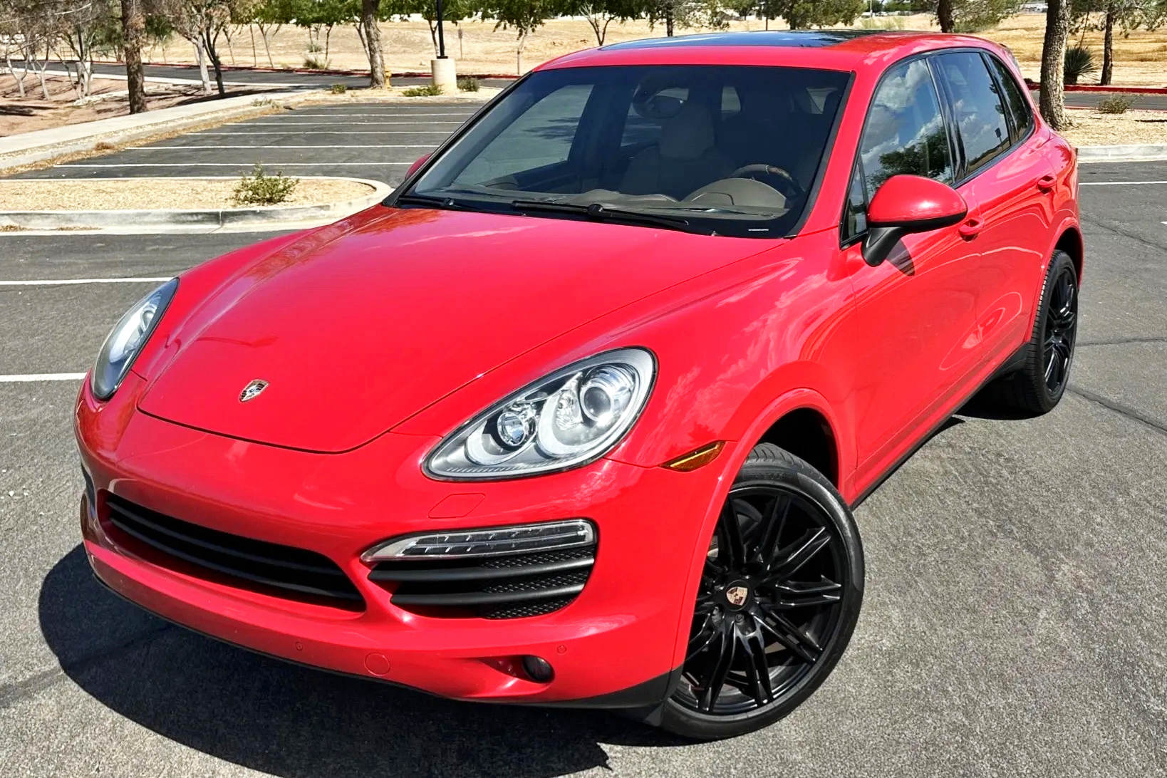 Used 2014 Porsche Cayenne S AWD/4WD image 1