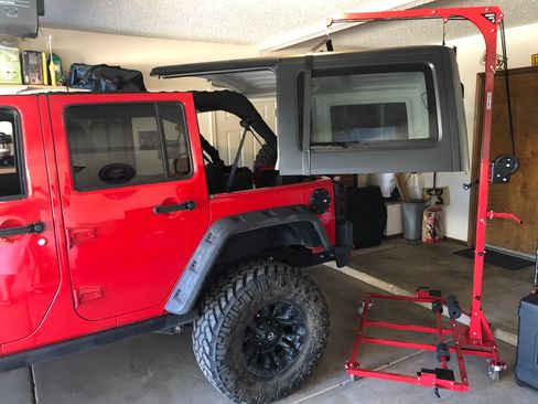 Used 2017 Jeep Wrangler Unlimited Sport image 4