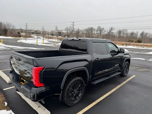 Used 2022 Toyota Tundra SR5 image 4